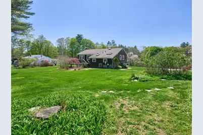 841 Dennison Dr, Southbridge, MA 01550 - Photo 3