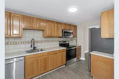 22 Warebrook Vlg #22, Ware, MA 01082 - Photo 3
