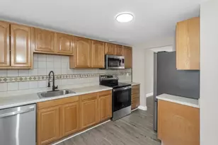 22 Warebrook Vlg, Ware, MA 01082 - Photo 3