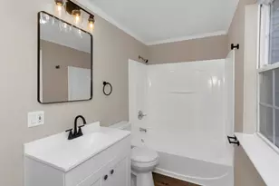 22 Warebrook Vlg, Ware, MA 01082 - Photo 17
