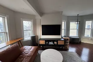 38 Pinckney St, Somerville, MA 02145 - Photo 11