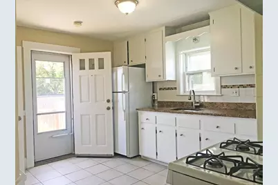 643 Saratoga St #3, Boston, MA 02128 - Photo 7