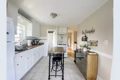 643 Saratoga St #3, Boston, MA 02128 - Photo 9