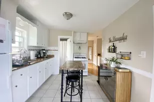 643 Saratoga St, Boston, MA 02128 - Photo 9
