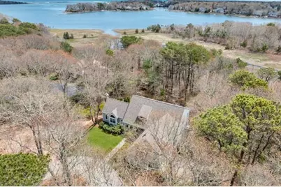 35 Punkhorn Point Rd, Mashpee, MA 02649 - Photo 5
