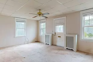14 Hadwen Rd, Worcester, MA 01602 - Photo 9