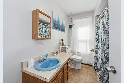 18 Pleasant St, Lowell, MA 01852 - Photo 15
