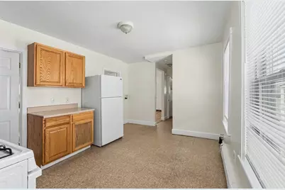 18 Pleasant St, Lowell, MA 01852 - Photo 19