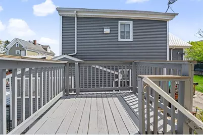 18 Pleasant St, Lowell, MA 01852 - Photo 35