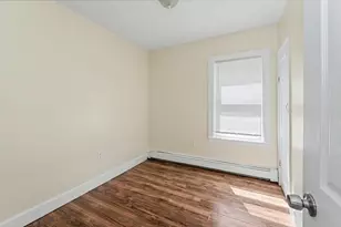 18 Pleasant St, Lowell, MA 01852 - Photo 27