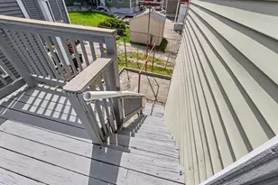 18 Pleasant St, Lowell, MA 01852 - Photo 37