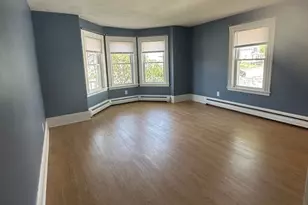 22 2nd St, Leominster, MA 01453 - Photo 7