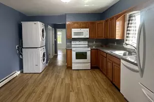 22 2nd St, Leominster, MA 01453 - Photo 5