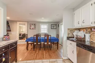 12 Dartmouth Dr, Milford, MA 01757 - Photo 3