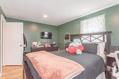 12 Dartmouth Drive, Milford, MA 01757 - Photo 15