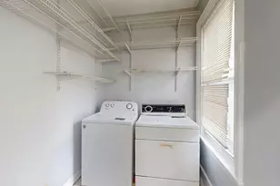 28 Fifield St, Boston, MA 02122 - Photo 9