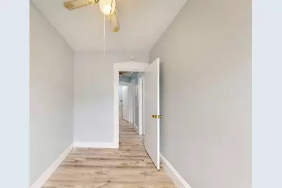 28 Fifield St, Boston, MA 02122 - Photo 19