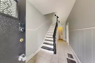 28 Fifield St, Boston, MA 02122 - Photo 7