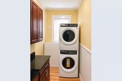 293 Cypress St, Brookline, MA 02445 - Photo 35