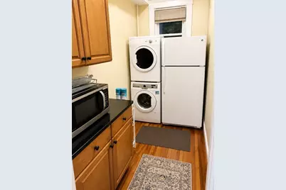 293 Cypress St, Brookline, MA 02445 - Photo 11