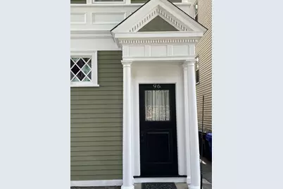 293 Cypress St, Brookline, MA 02445 - Photo 5
