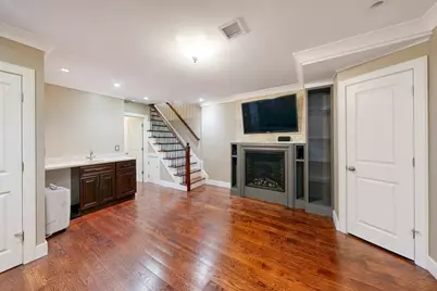 184 K St #1, Boston, MA 02127 - Photo 7
