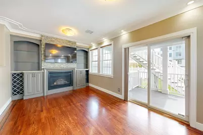 184 K St #1, Boston, MA 02127 - Photo 3