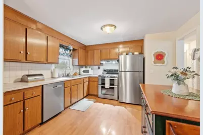 134 River Rd, Lowell, MA 01852 - Photo 13