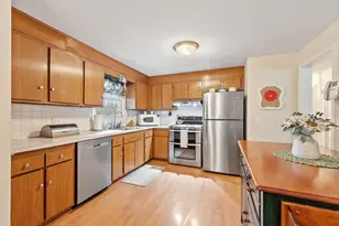 134 River Rd, Lowell, MA 01852 - Photo 13