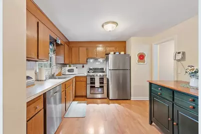 134 River Rd, Lowell, MA 01852 - Photo 11