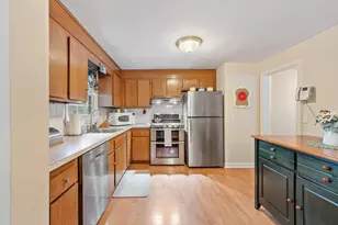 134 River Rd, Lowell, MA 01852 - Photo 11