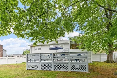 134 River Rd, Lowell, MA 01852 - Photo 33