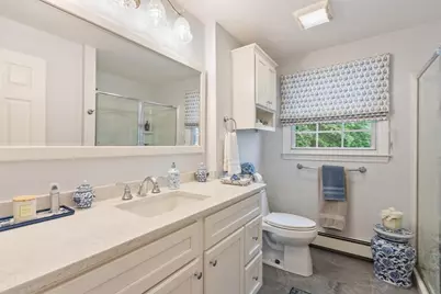 134 River Rd, Lowell, MA 01852 - Photo 19