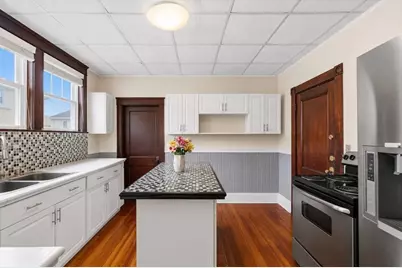 600 Broadway, Fall River, MA 02724 - Photo 9