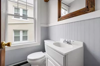 600 Broadway, Fall River, MA 02724 - Photo 7