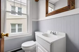 600 Broadway, Fall River, MA 02724 - Photo 7