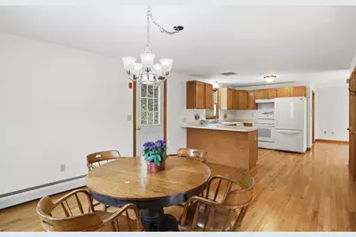 21 Valley, Groton, MA 01450 - Photo 5