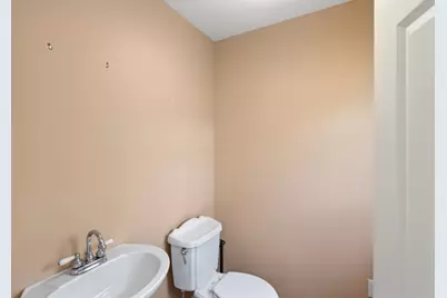 18 Fairview Dr, Rutland, MA 01543 - Photo 9