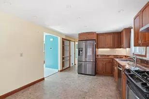 3 Fairway Dr, Canton, MA 02021 - Photo 5