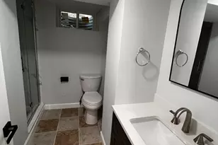 30 Beechmont St, Worcester, MA 01609 - Photo 15