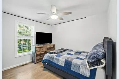 33 Phalanx St, Tyngsborough, MA 01879 - Photo 11