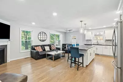 33 Phalanx St, Tyngsborough, MA 01879 - Photo 3