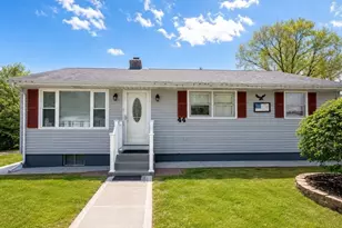 44 Schley St, Chicopee, MA 01020 - Photo 1