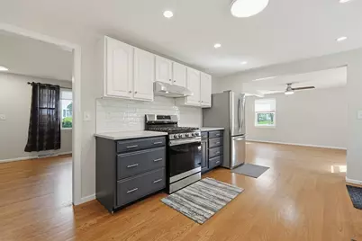 1 West Belcher #B, Foxboro, MA 02035 - Photo 19