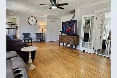 131 Pleasant, Paxton, MA 01612 - Photo 3