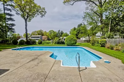 46 Woodcliff Dr, Westfield, MA 01085 - Photo 33