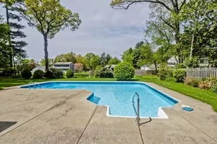 46 Woodcliff Dr, Westfield, MA 01085 - Photo 33