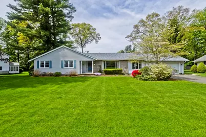 46 Woodcliff Dr, Westfield, MA 01085 - Photo 1