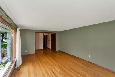 45 Woodcliff Dr, Westfield, MA 01085 - Photo 11