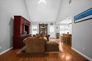 37 Dupuis Ave, Worcester, MA 01604 - Photo 7